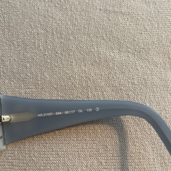 Excellent condition designer sunglasses - Picture 9 of 9